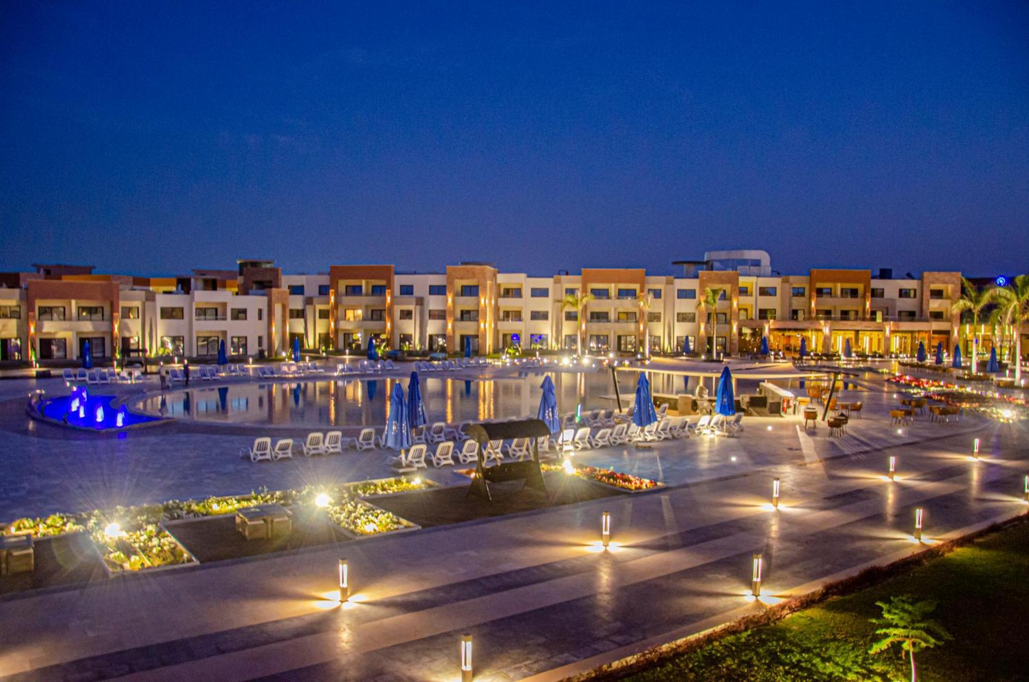 Helnan Hotel - Port Fouad Порт Саид Екстериор снимка