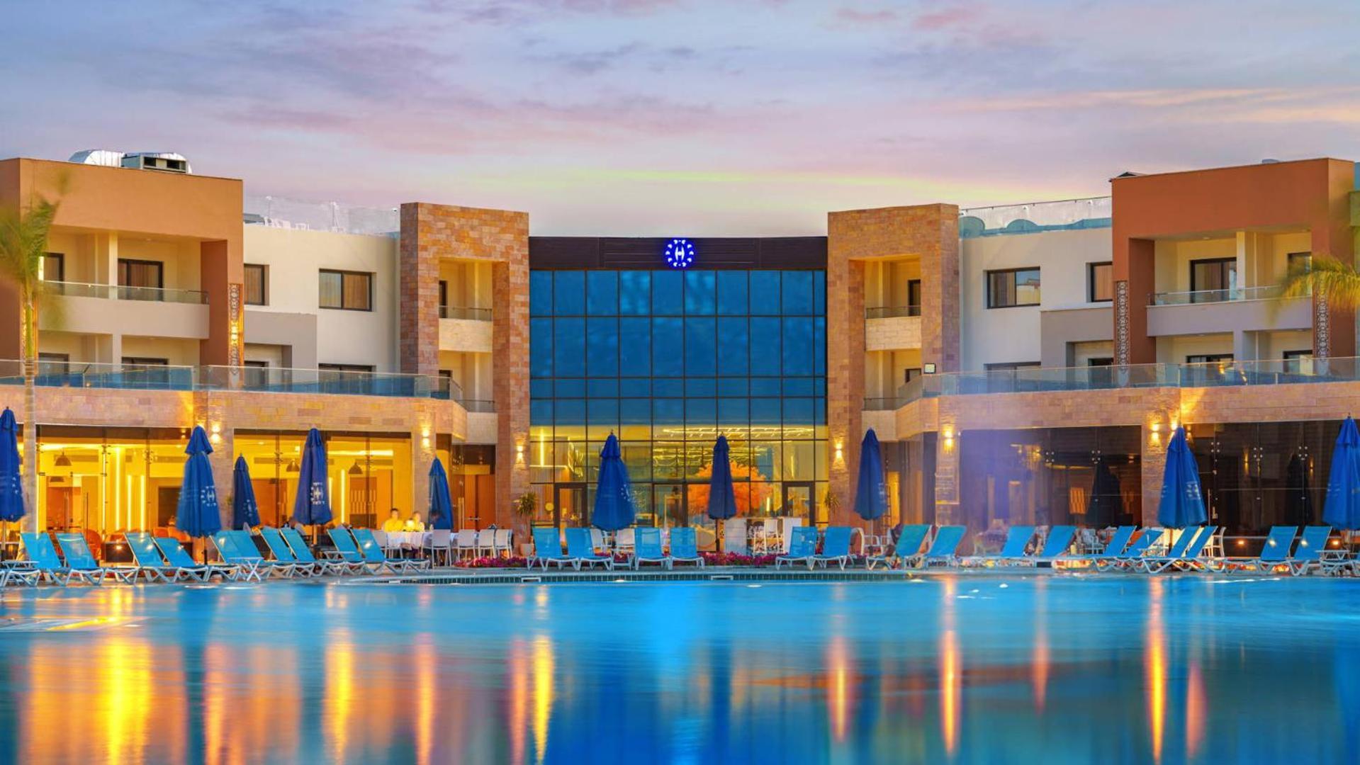 Helnan Hotel - Port Fouad Порт Саид Екстериор снимка