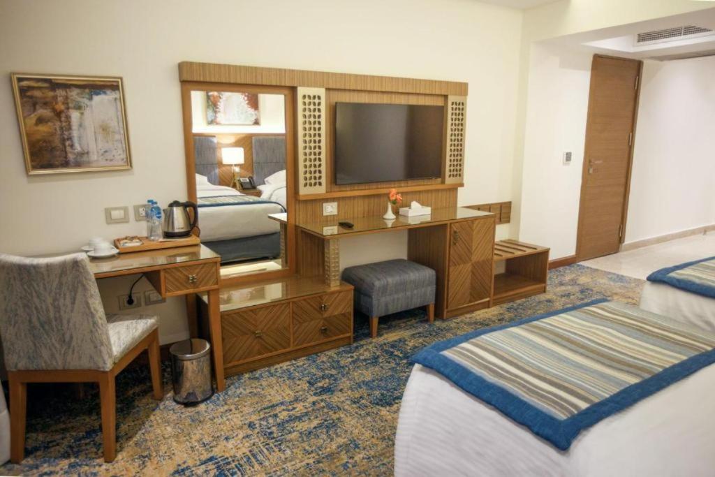Helnan Hotel - Port Fouad Порт Саид Екстериор снимка